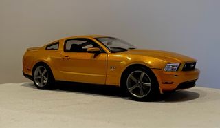 Maqueta Greenlight Ford Mustang GT escala 1:18