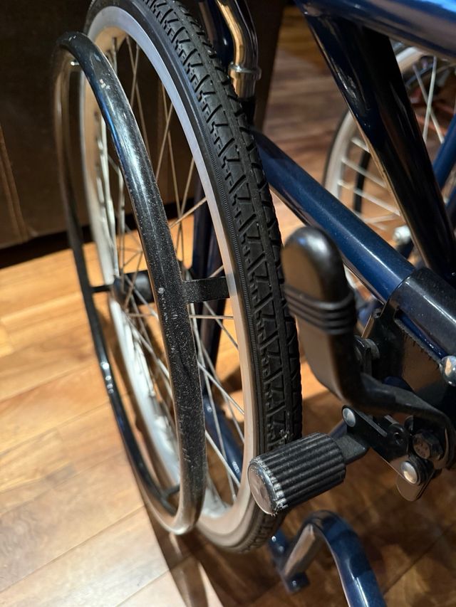 Sedia a rotelle pieghevole