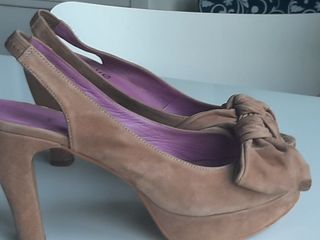 Sandalias tacón marrón