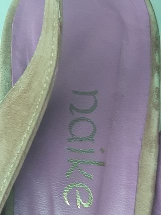 Sandalias tacón marrón
