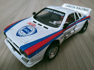 Lancia 037 Rally - Scalextric Altaya
