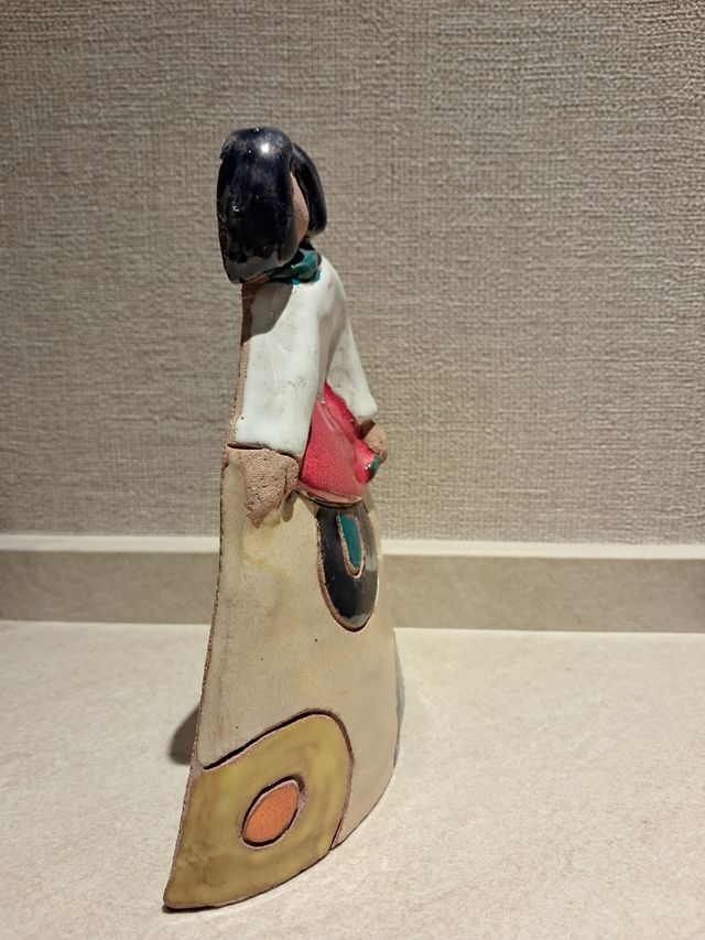 Figura cerámica decorativa