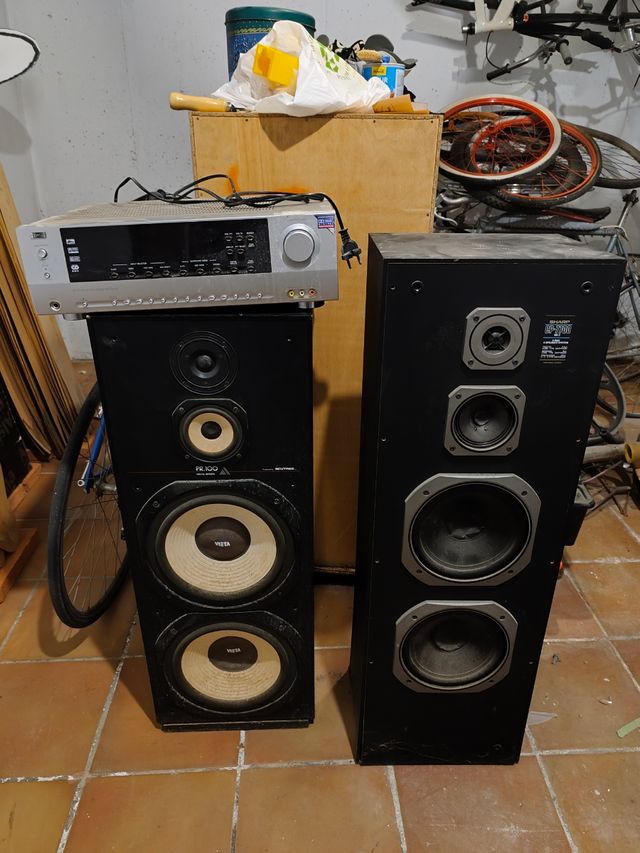 Amplificador Vieta y altavoces de regalo.