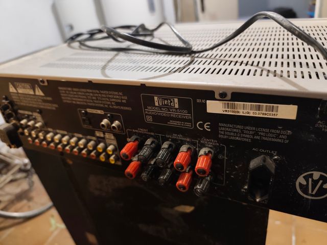 Amplificador Vieta y altavoces de regalo.