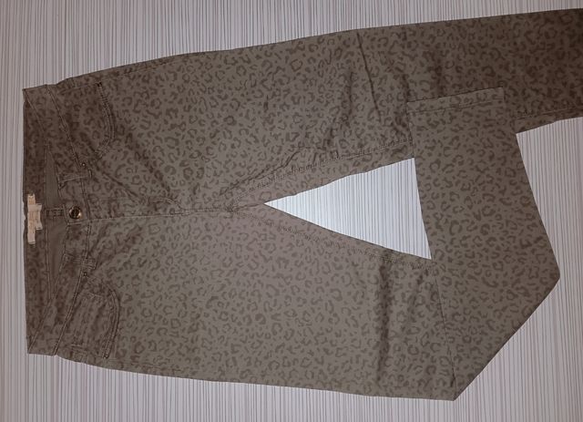 Pitillos estampados leopardo