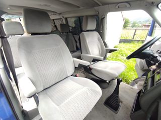 Volkswagen Caravelle 2001