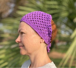 Bandana tejida morada