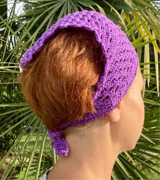 Bandana tejida morada