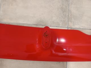 Alerón Ford Sierra XR4i rojo