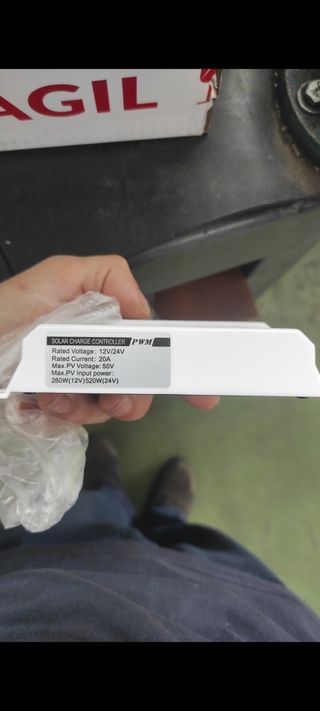 Regulador Carga Solar EcoSolar 20A PWM