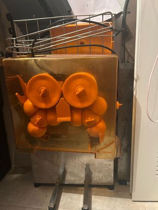 Exprimidor naranjas industrial