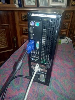 Dell Optiplex 7020 SFF · Intel i7 · 32GB RAM