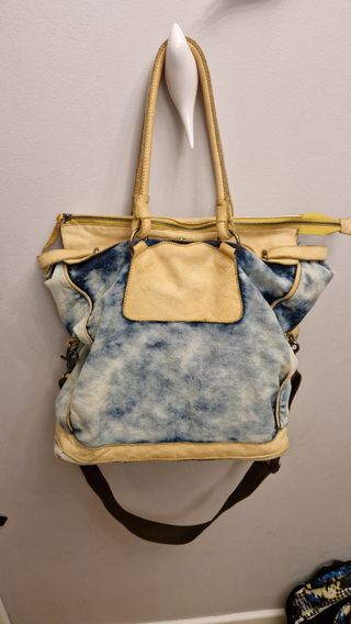 Bolso vaquero y piel de alta calidad a estrenar. 