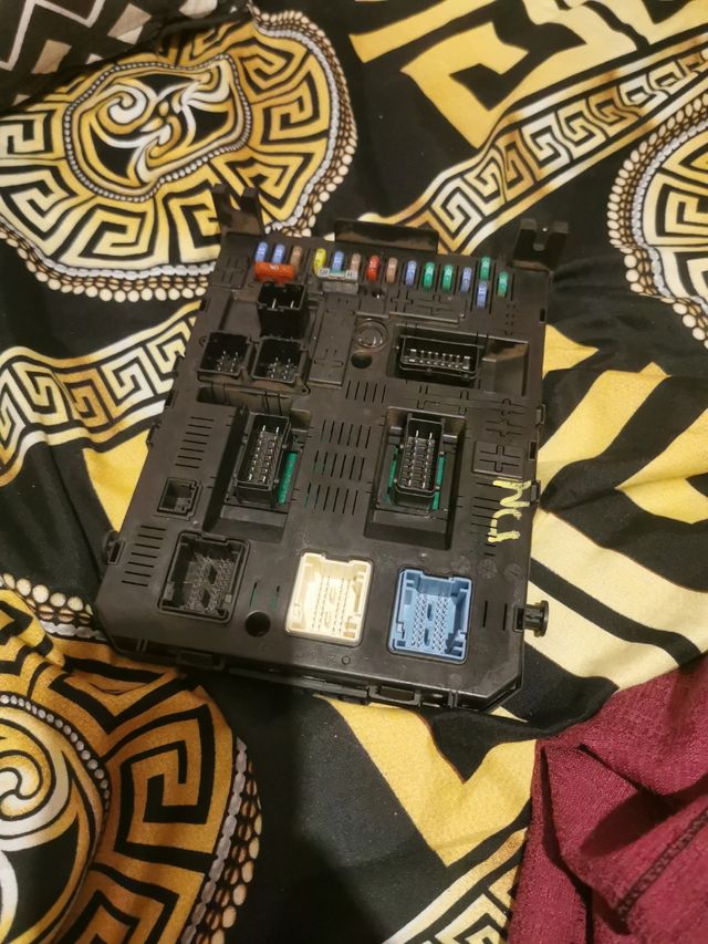 BSI Peugeot Citroën 9668955802