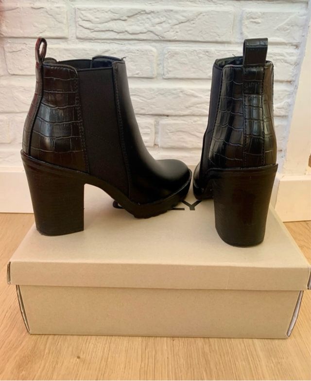 Botines Only negros talla 39
