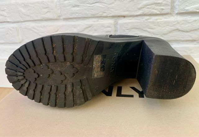 Botines Only negros talla 39