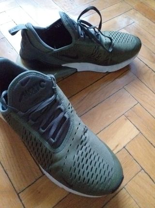 Zapatillas Nike Air Max 270 - Verde Oliva de segunda mano por 25 EUR en  Madrid en WALLAPOP