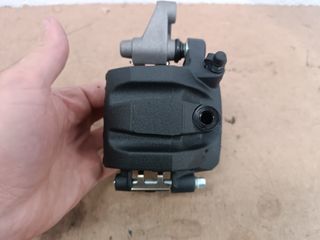 Pinza CB500X NX500 Honda freno derecha delantera