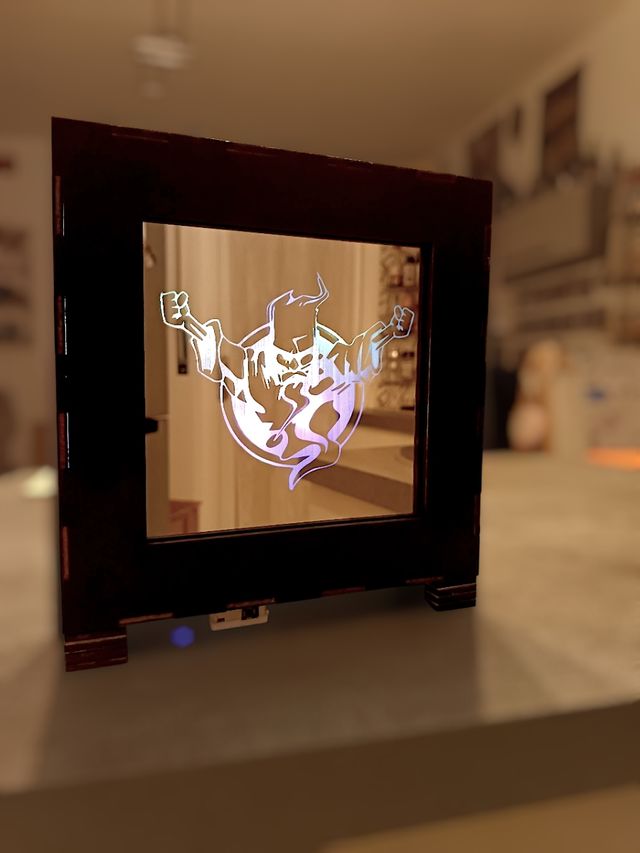 Luce da comodino Hardcore Thunderdome