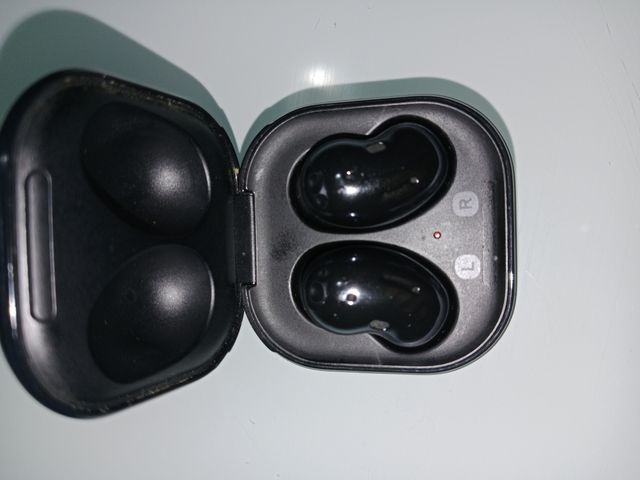 Auriculares Samsung Galaxy Buds