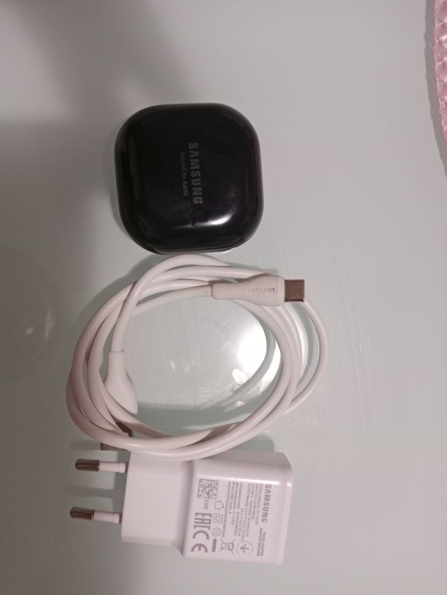 Auriculares Samsung Galaxy Buds