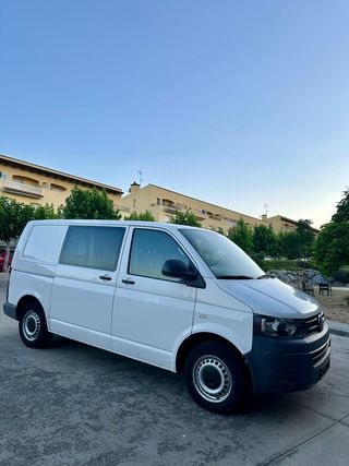 Volkswagen Transporter T5 2012