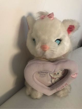 Peluche Disney: Gatita con marco