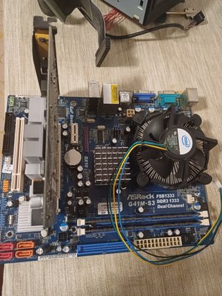 Scheda madre ASRock + scheda video ZOTAC