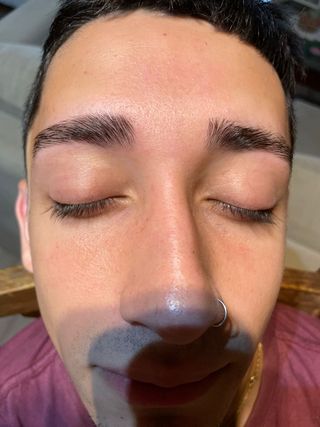 Kapping, semipermanente y acrílico, Pestañas/Cejas