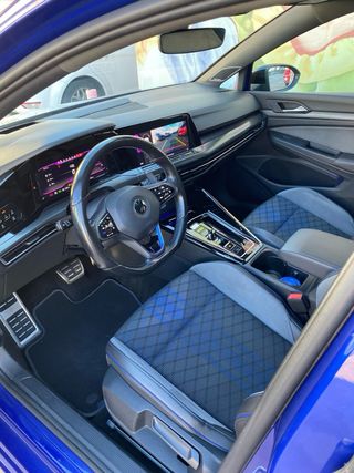 Volkswagen Golf 2021