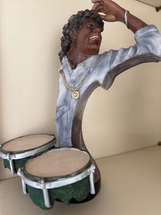 3 Statue di musicisti in porcellana