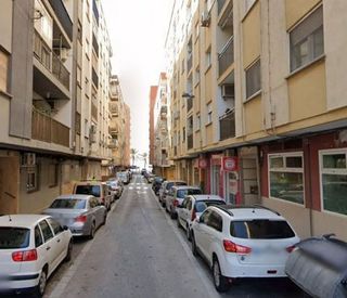 Piso en venta en Ciudad Jardín - Tagarete - El Zapillo en Almería