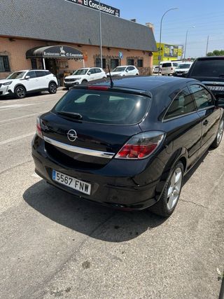 Opel Astra 2007