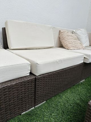 Conjunto jardín - Sofá ratán marrón