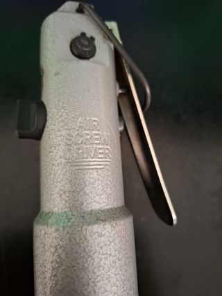 Avvitatore pneumatico reversibile Fervi