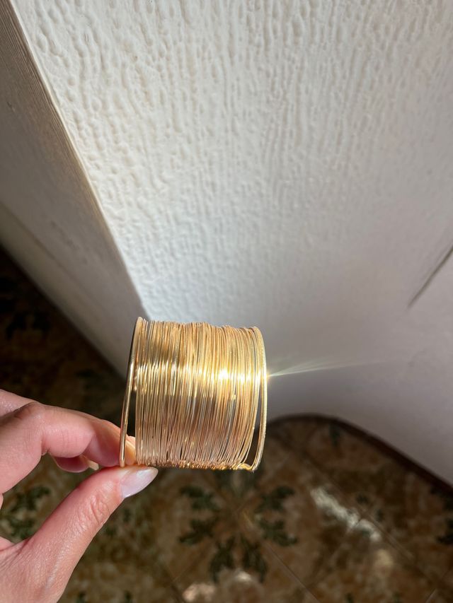 Pulsera dorada vintage