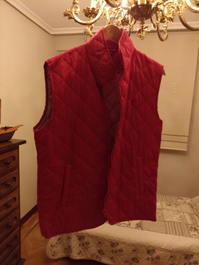 Chaleco acolchado rojo unisex