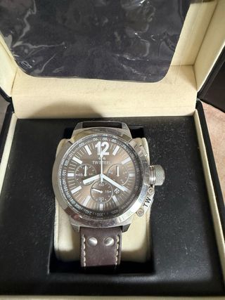 Reloj TW Steel marrón