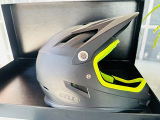 Casco Bell BMX talla S - Negro/Verde