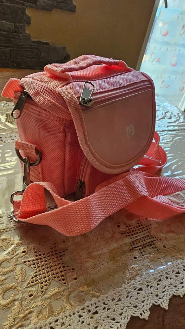 Borsetta viaggio trucco rosa