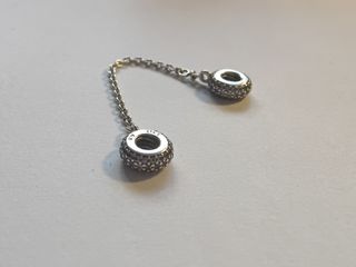 Cadena de seguridad Pandora Pavé Plata
