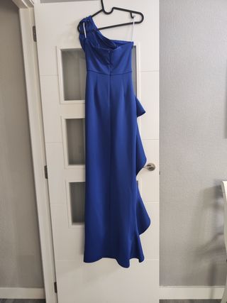 Vestido azul largo asimétrico