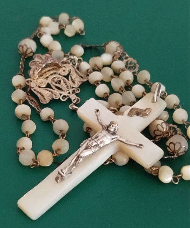 ROSARIO NÁCAR FILIGRANA PLATA Ideal Mantilla