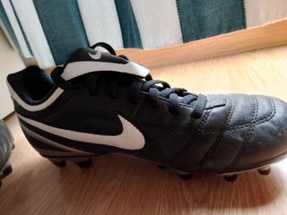Botas fútbol NIKE Tiempo