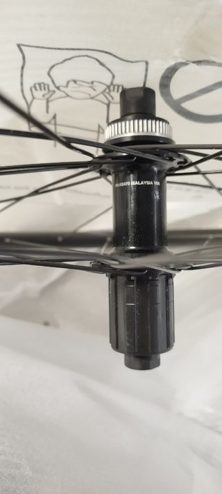 Ruedas 700c Tubeless Alloy 28H