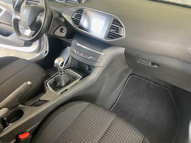 Peugeot 308 SW Style BlueHdi 100cv