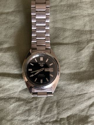 Reloj Seiko cuarzo 21 joyas 40mm