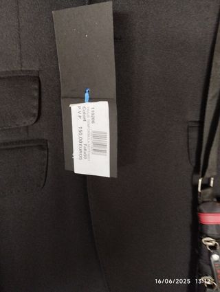 Traje Gris - Elegante y otro negro.los dos con fun