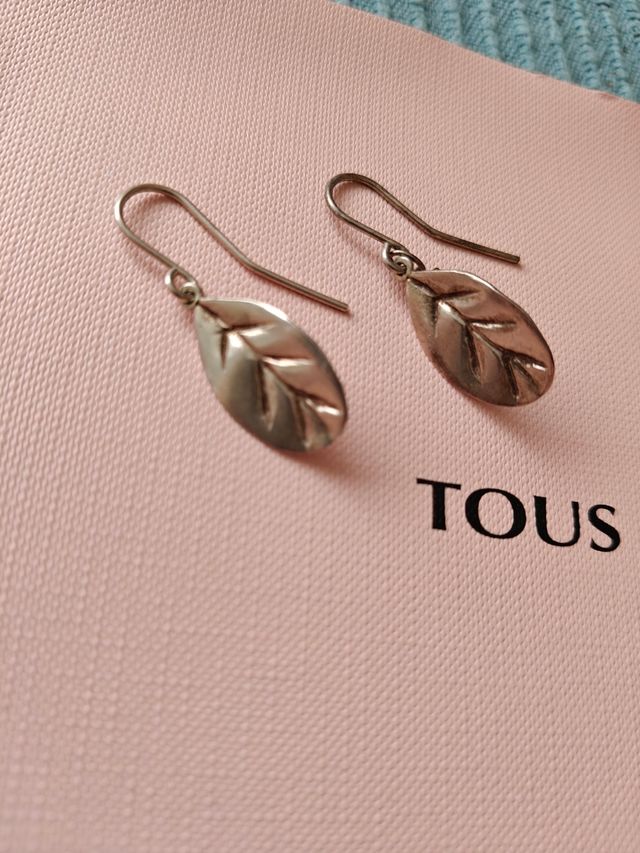 Pendientes Tous, hoja