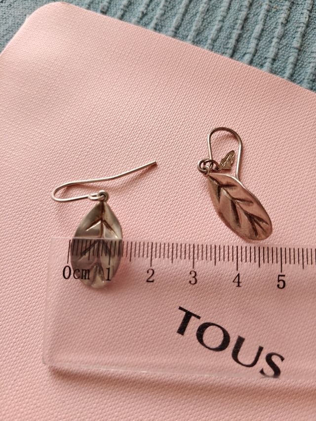 Pendientes Tous, hoja